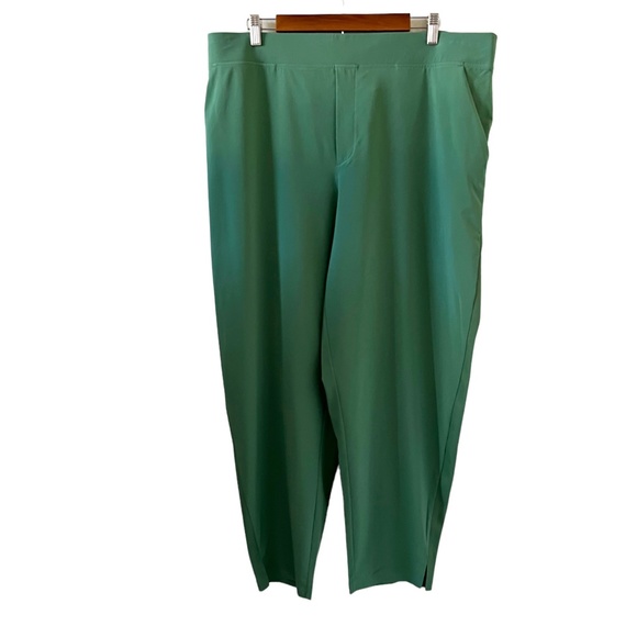 Athleta Pants - Athleta Brooklyn Ankle Pull On Pant In Green Size 20